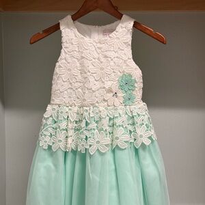 Catherine Malandrino Girls Dress – White & Mint Floral Lace, Size 7